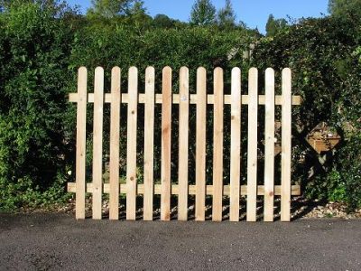 Picket Fence 6' x 4'